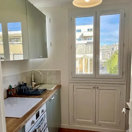Spacieux Et Lumineux Paris